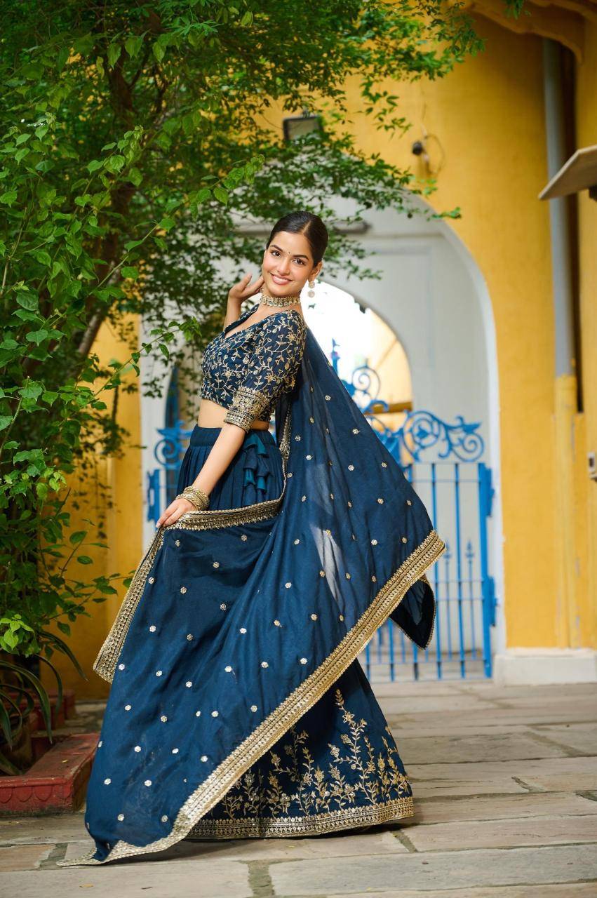 Desirable LW 7144 Vichitra Traditional lehenga choli wholesale in Pune